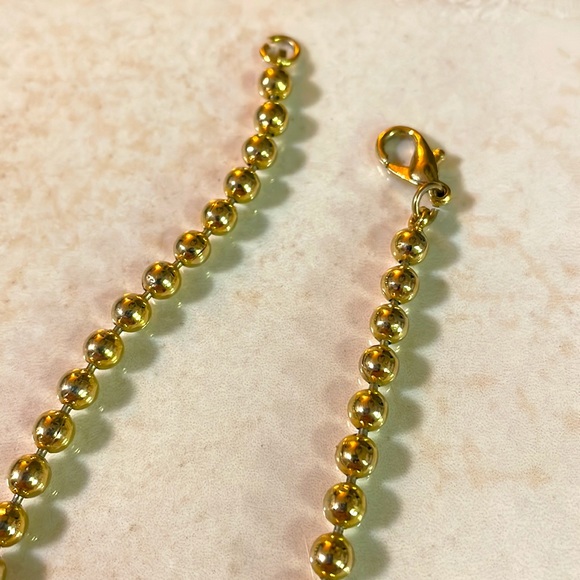 Gold Necklace - Picture 3 of 7